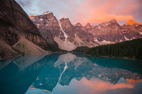 Lake and mountains